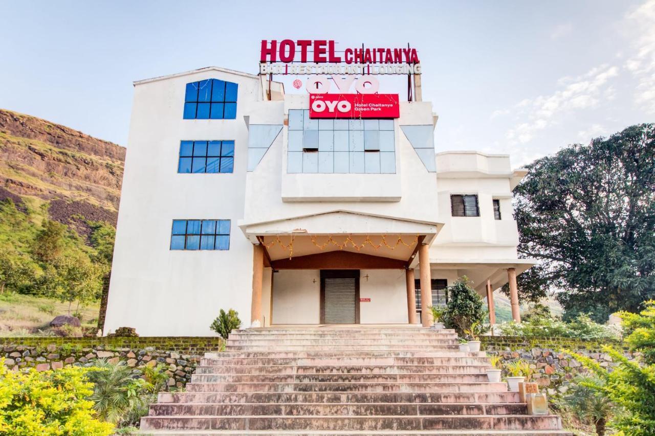 Oyo 48915 Chaitanya Green Park Hotell Vani Exteriör bild